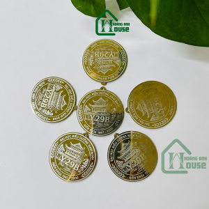móc khóa logo khắc laser