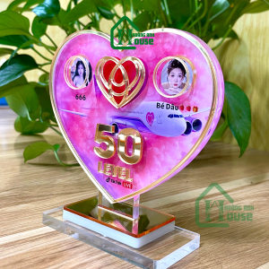 Mẫu bảng tim đội tiktok
