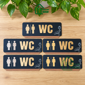 Biển WC Mica Họa Tiết Hoa Sen